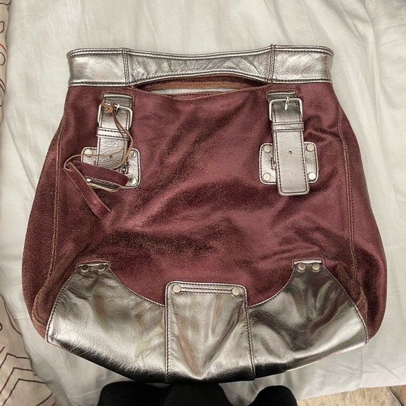 TANO metallic leather handbag. Gently used. - Picture 7 of 10